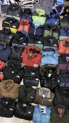 Mix Moncler/Canada goose/TNF Puffer jackets 35 piece